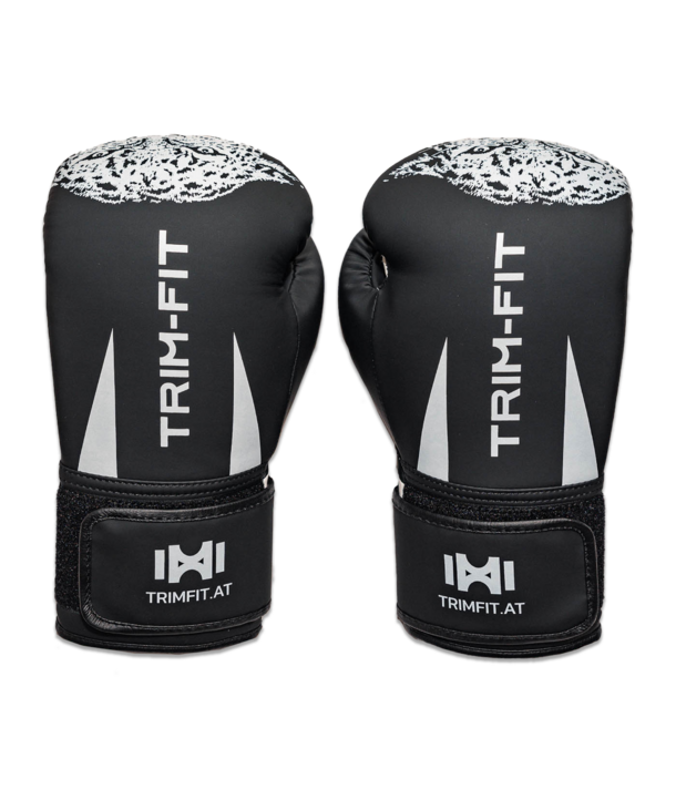 Ein Paar schwarze TRIM-FIT Boxhandschuhe mit weißen Akzenten und Spitzenmuster an den Knöcheln.