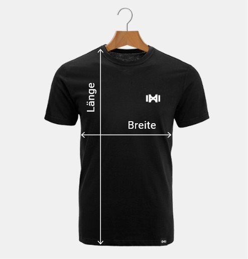 Schwarzes T-Shirt auf einem Kleiderbügel mit Pfeilen, die Länge und Breite für Messungen anzeigen.
